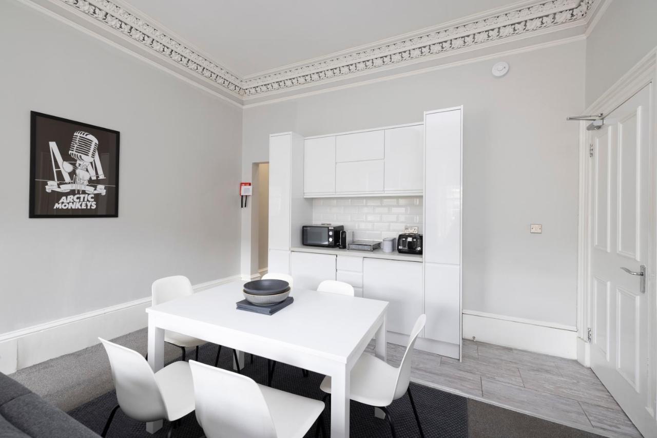 Apartment Joivy Splendid 4-bed Flat Near The Castle