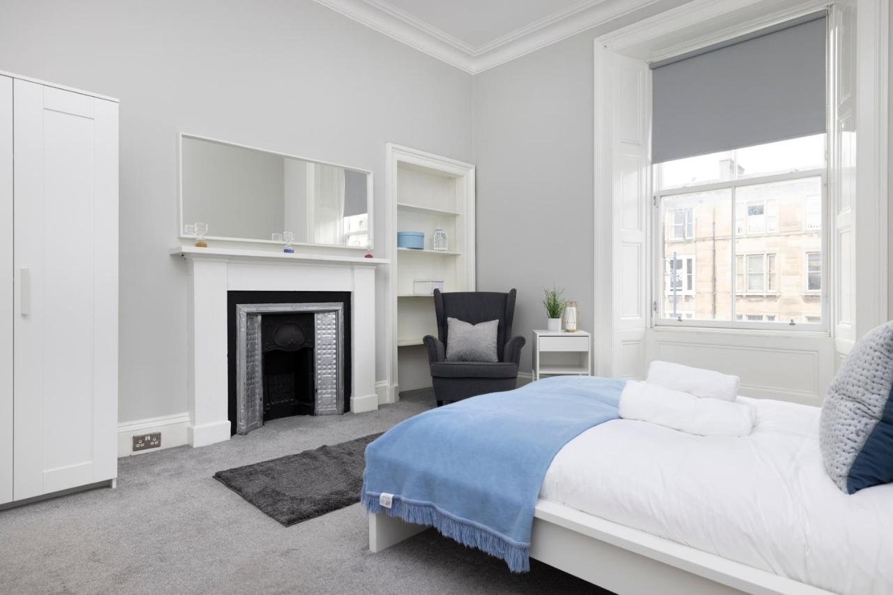 Apartment Joivy Splendid 4-bed Flat Near The Castle